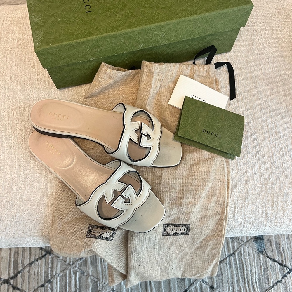 Gucci white leather cut out  interlocking G